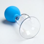 Молокоотсос с пластиковым резервуаром